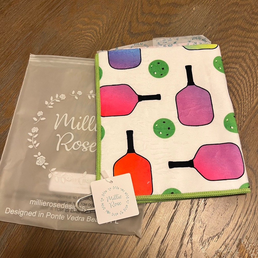 🌊Millie Rose Pickle Ball towel